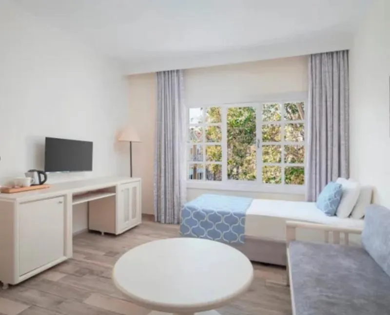 JUNIOR SUITE CLUB Room, Asteria Family Resort Side, Antalya