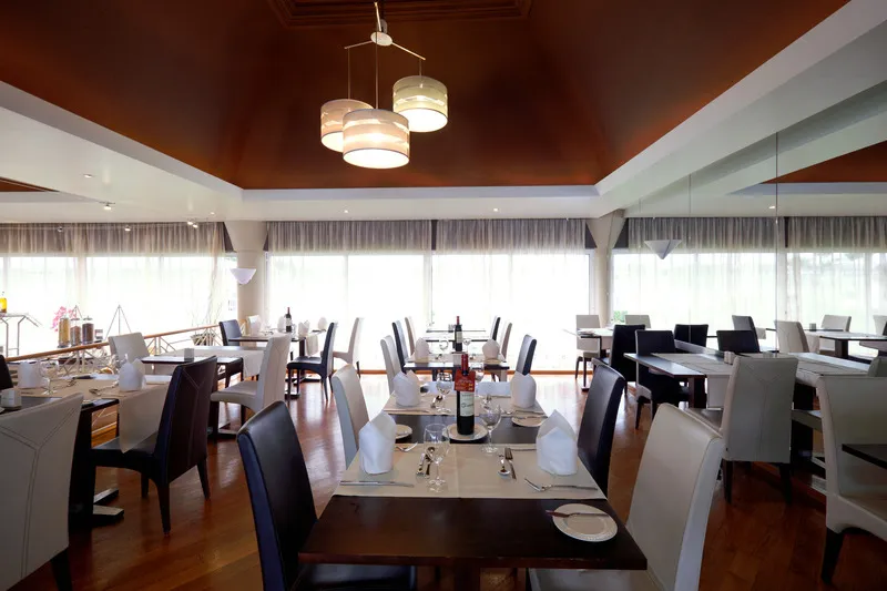 Restaurant, Muthu Clube Praia da Oura, Algarve