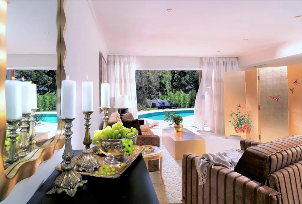 VILLA WITH PRIVATE POOL Room, Out Of The Blue Resort, Crete