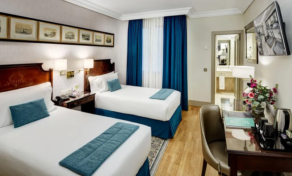 TWIN CLASSIC Room, Sercotel Gran Hotel Conde Duque, Madrid