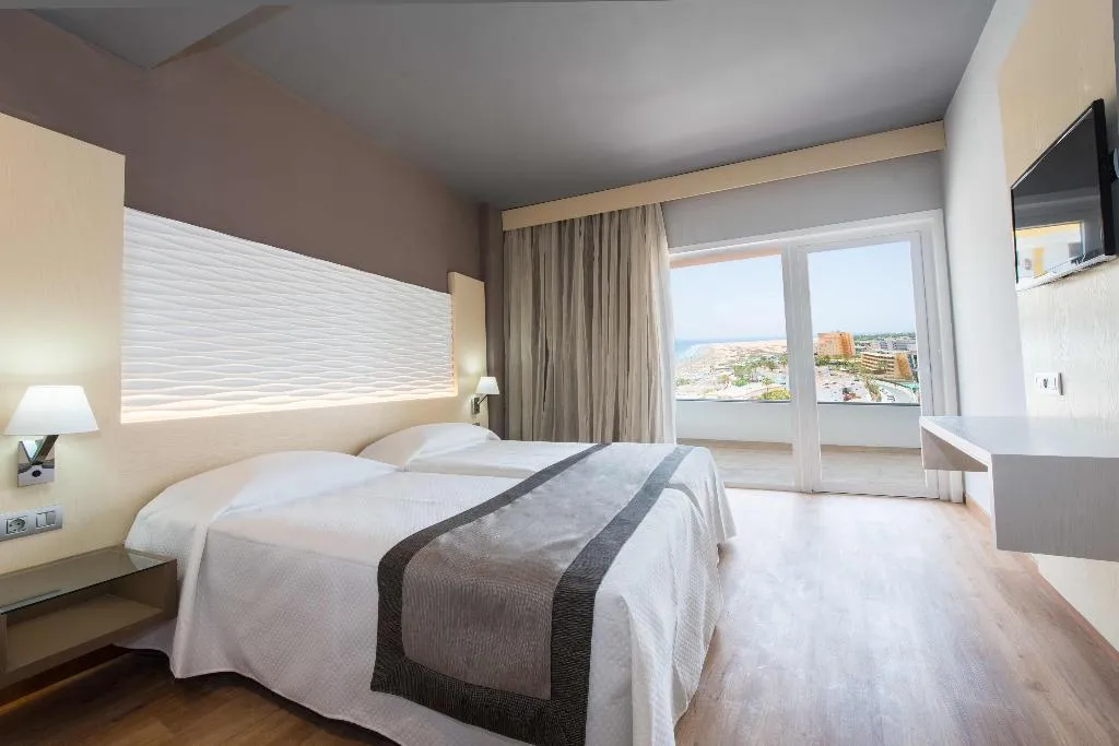 Double or Twin SEA VIEW Room, HL Suite Hotel Playa del Ingles, Gran Canaria