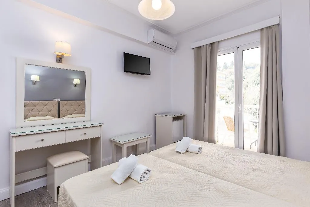 TWIN STANDARD Room, Oasis Hotel, Corfu