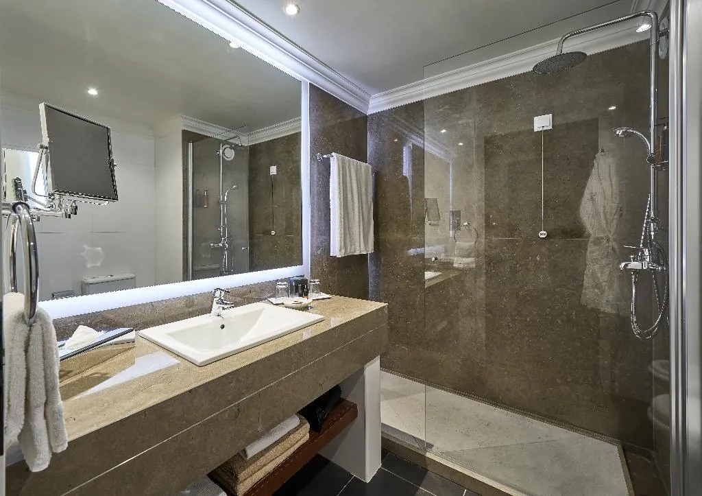 TWIN SEA VIEW Room, PortoBay Falesia, Algarve