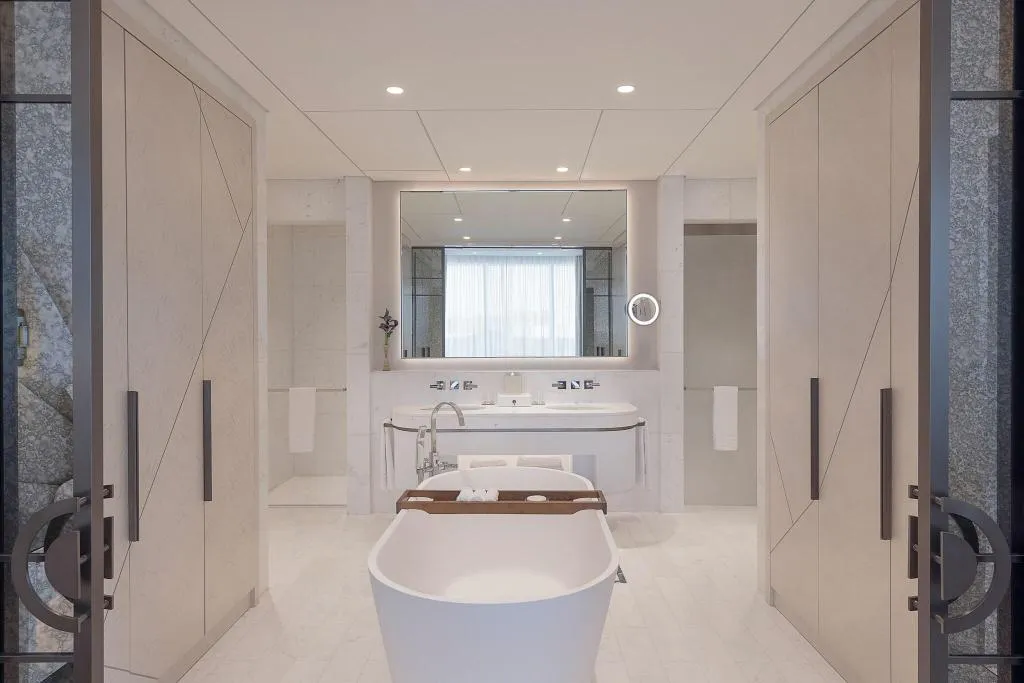Room, The St. Regis Dubai, The Palm, Dubai