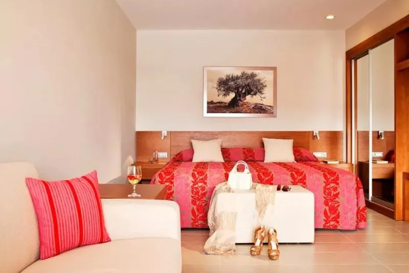SUITE CAPACITY 2 Room, Apollonion Asterias Resort & Spa, Kefallinia