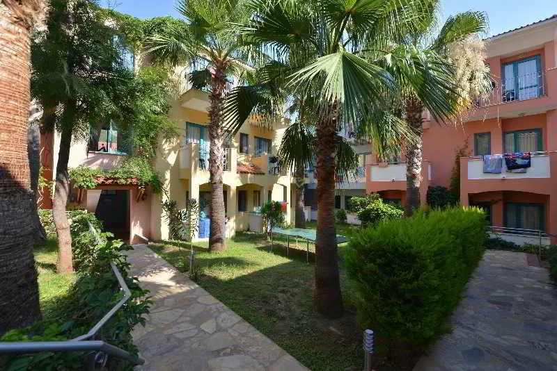 Lobby, Montebello Deluxe, Dalaman