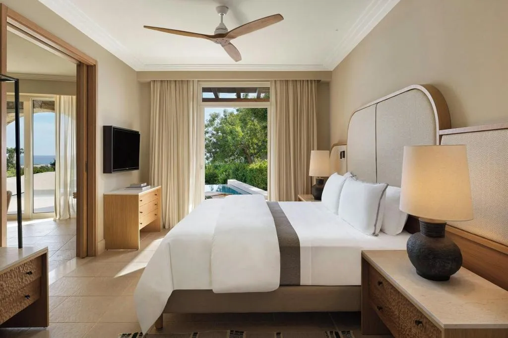 SUITE PREMIUM SEA VIEW Room, The Westin Resort Costa Navarino, Kalamata