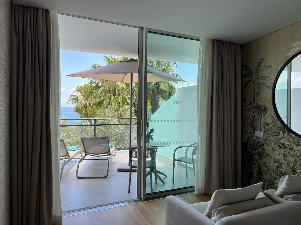 JUNIOR SUITE SEA VIEW CAPACITY 2 Room, VidaMar Resort Hotel Madeira, Madeira