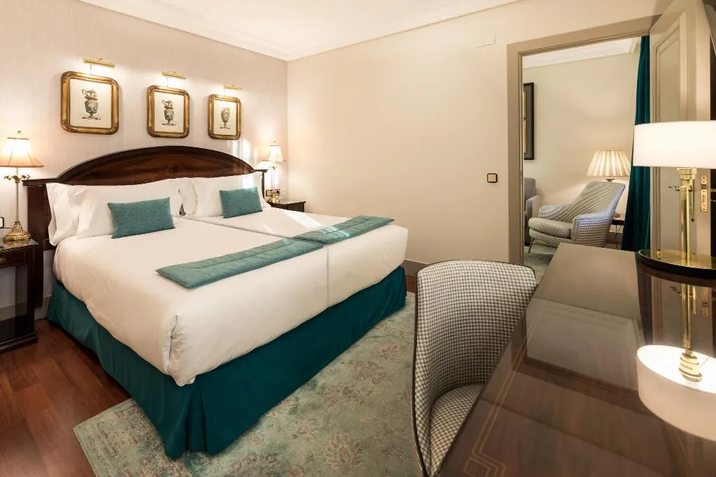DOUBLE SINGLE USE SUPERIOR Room, Sercotel Gran Hotel Conde Duque, Madrid