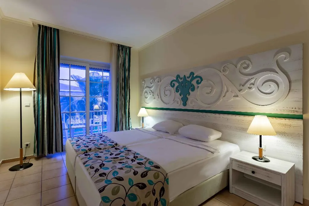 FAMILY ROOM CLUB SUPERIOR Room, Asteria Family Resort Side, Antalya