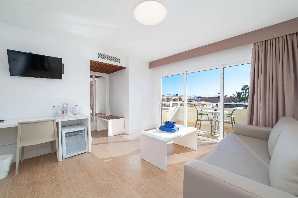 Double or Twin CAPACITY 2 Room, Hotel Arena Suite, Fuerteventura