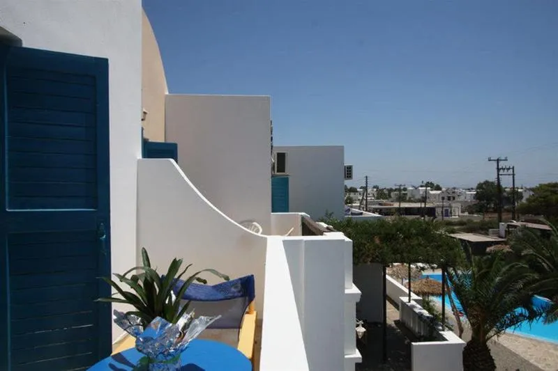 General view, Petra Nera, Santorini