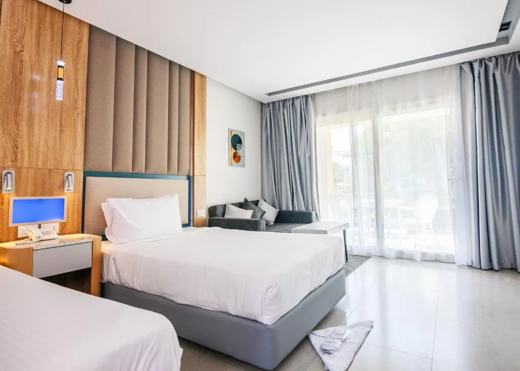 DOUBLE POOL VIEW Room, Titanic Beach Spa & Aqua Park, Red Sea Riviera