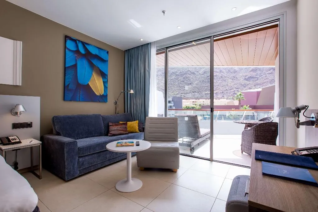 Room SUPERIOR WITH BALCONY Room, Radisson Blu Resort & Spa Gran Canaria Mogan, Gran Canaria