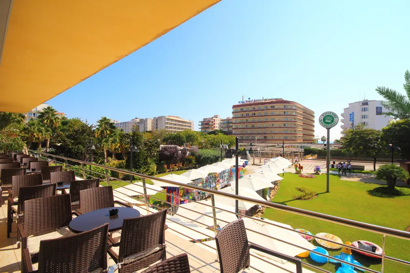 Terrace, DWO Sirius, Costa Brava