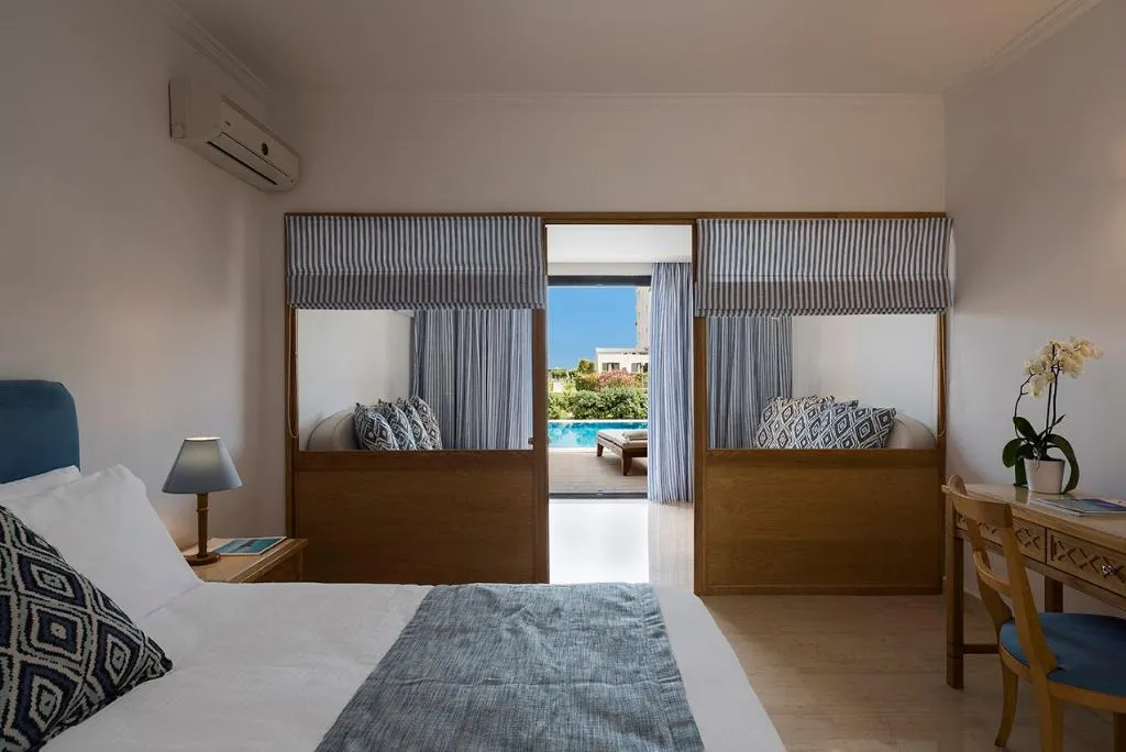 FAMILY ROOM WITH PRIVATE POOL Room, Mitsis Ramira Beach, Kos