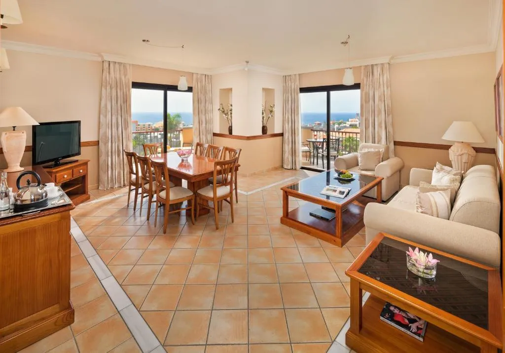 SUITE STANDARD Room, GF Gran Costa Adeje, Tenerife
