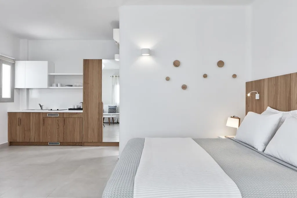 STUDIO BEACH FRONT Room, Costa Grand Resort & Spa, Santorini