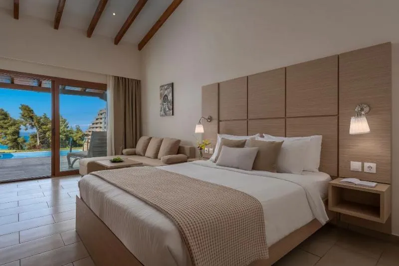 JUNIOR SUITE PROMO Room, Alia Palace Hotel, Halkidiki