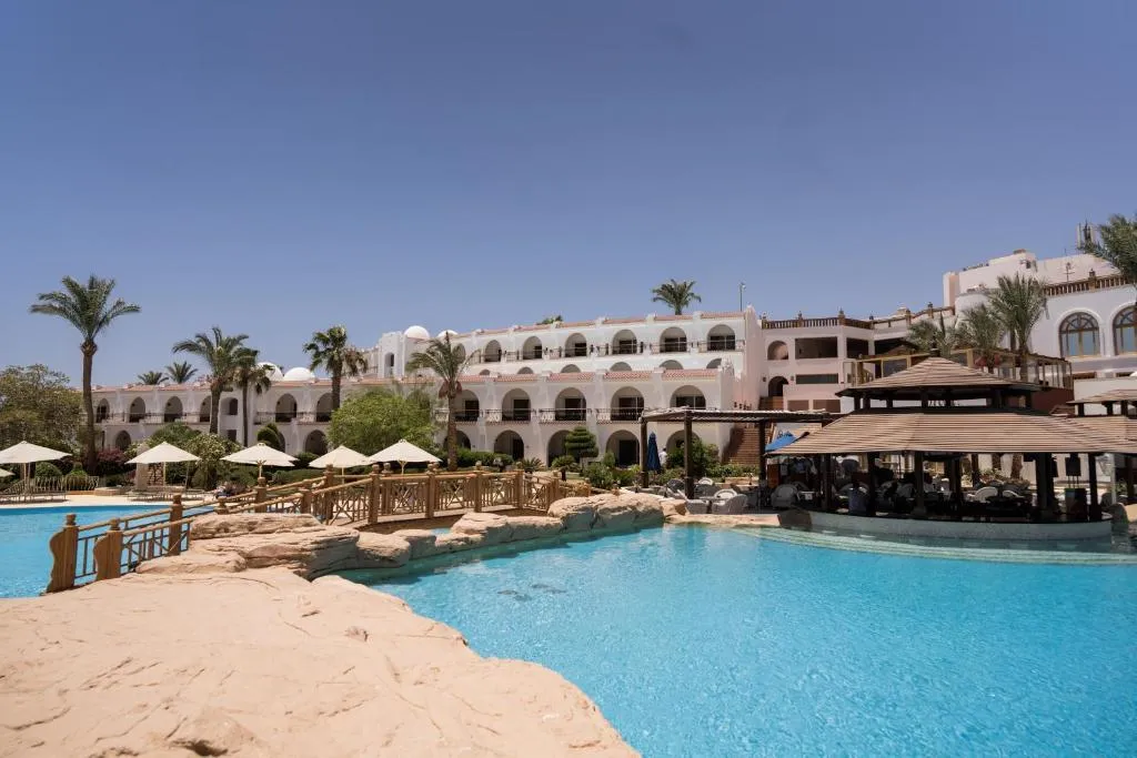 SINGLE POOL VIEW Room, Savoy Sharm El Sheikh, Red Sea Riviera