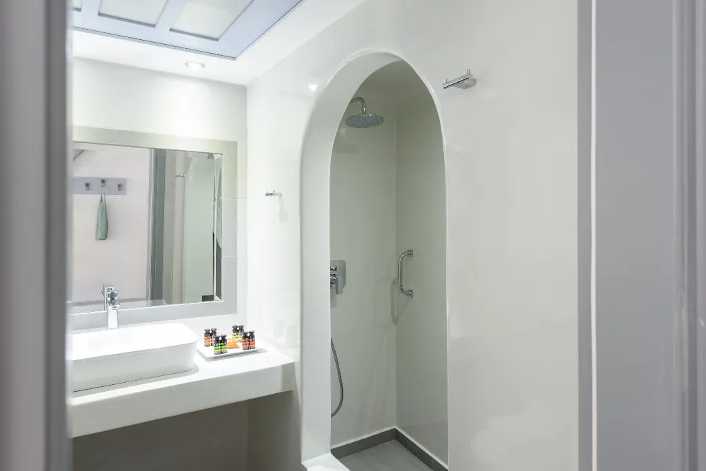 Room, Antoperla Luxury Hotel & Spa, Santorini