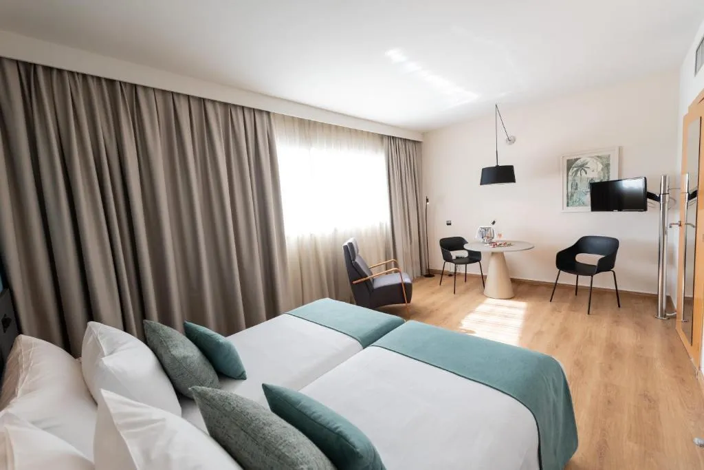 Double or Twin STANDARD Room, Atenea Barcelona Aparthotel, Barcelona
