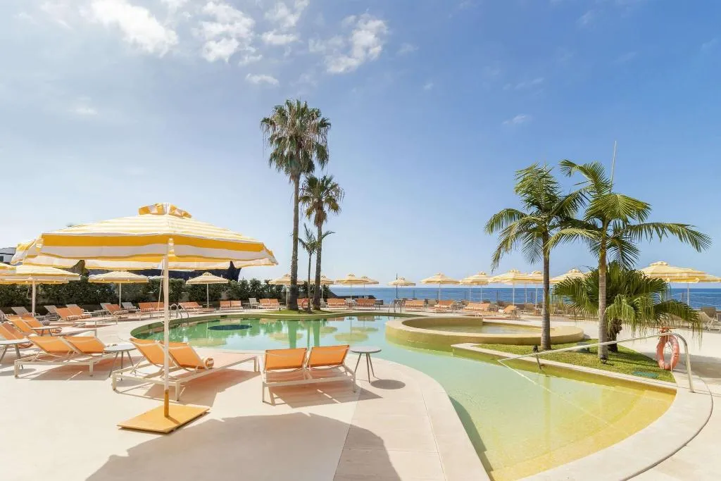 Pool, Next Savoy Signature, Madeira