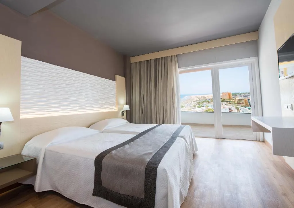 DOUBLE SINGLE USE WITH BALCONY Room, HL Suite Hotel Playa del Ingles, Gran Canaria