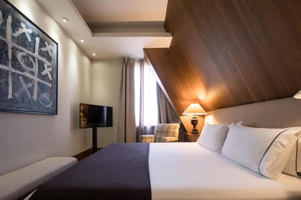 Room, Eurostars Al-Ándalus Palace, Seville