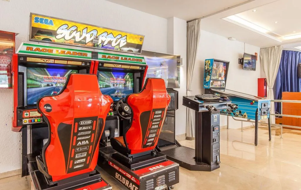 Sports and Entertainment, BLUESEA Montevista Hawai, Costa Brava