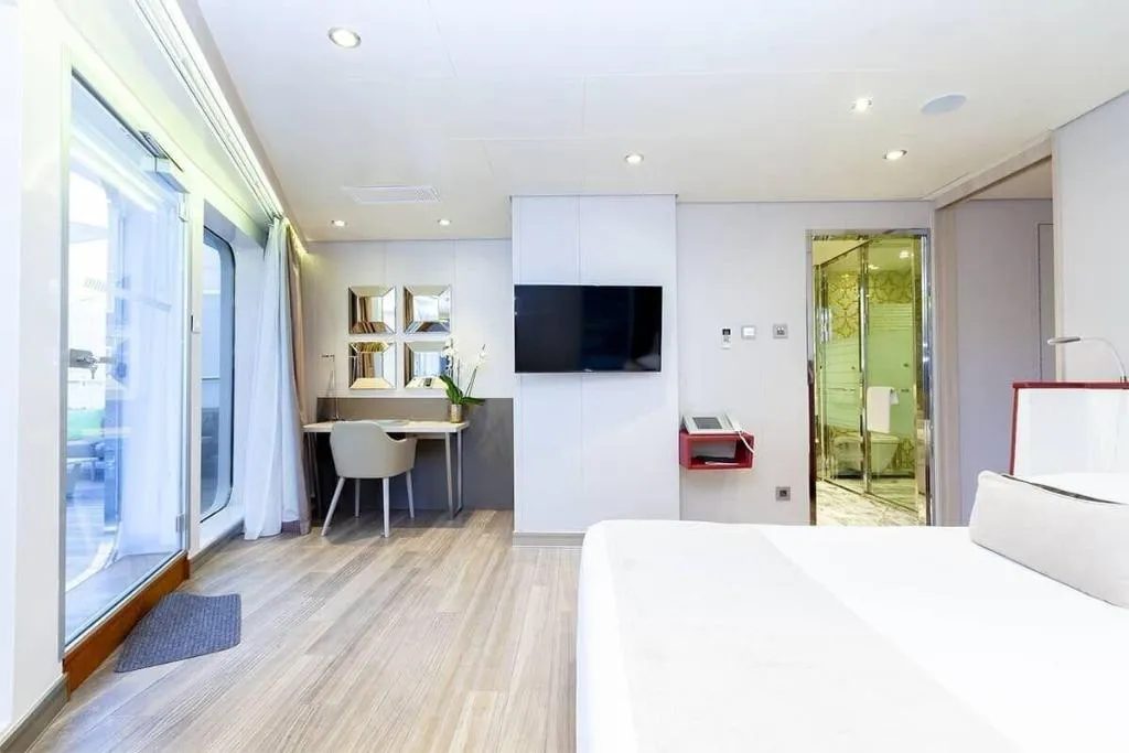 Room, Sunborn Gibraltar, Gibraltar