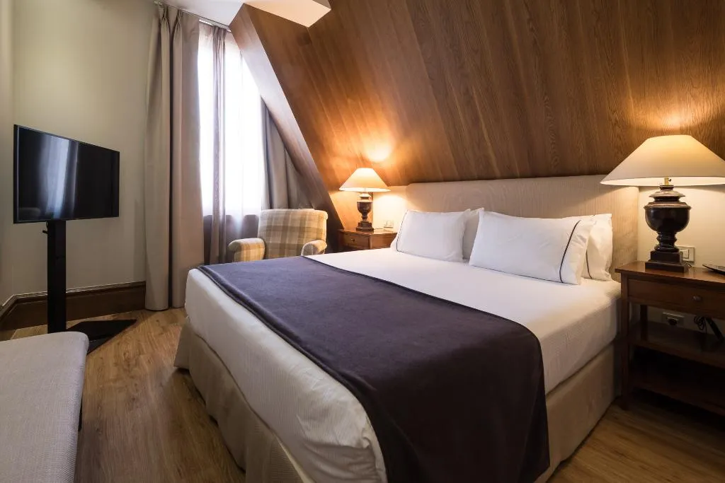Room, Eurostars Al-Ándalus Palace, Seville