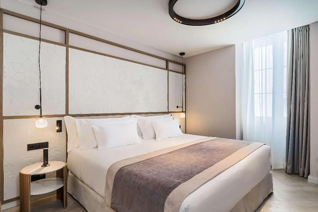 Room DELUXE Room, Barcelo Funchal Oldtown, Madeira