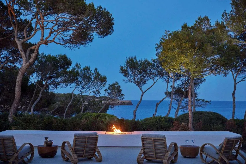 Restaurant, Ikos Porto Petro, Majorca