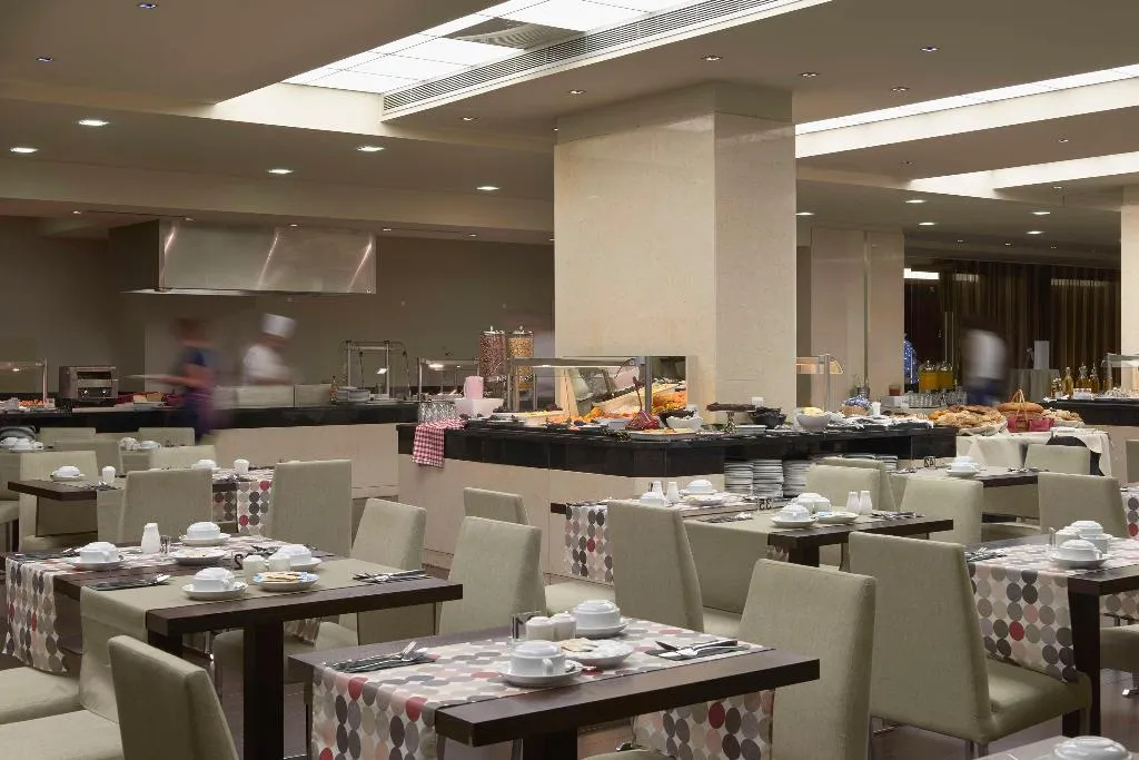 Restaurant, Melia Madeira Mare, Madeira