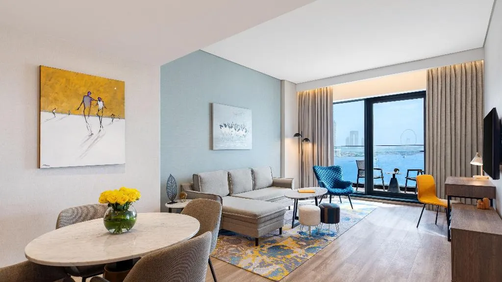 SUITE BEACH FRONT Room, Voco Dubai The Palm, Dubai