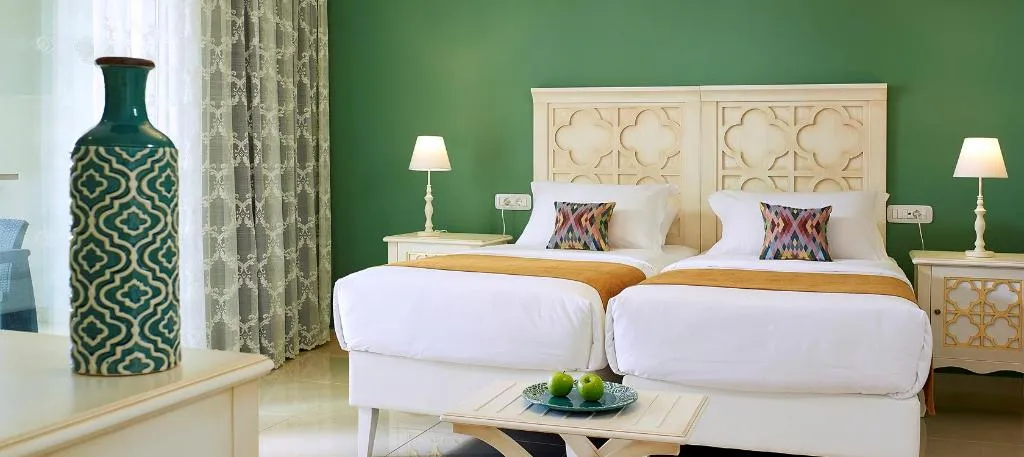 SUITE DELUXE WITH PRIVATE POOL Room, Anemos Luxury Grand Resort, Crete
