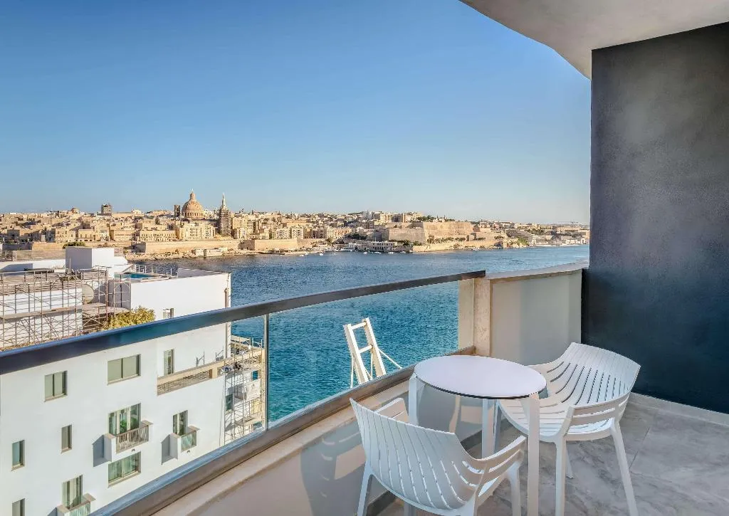 Room DELUXE OCEAN VIEW Room, Barcelo Fortina, Malta