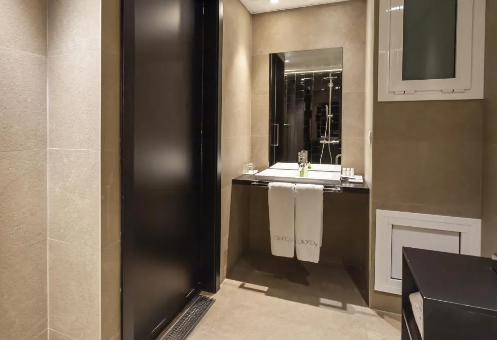 DOUBLE DELUXE Room, Hotel Derby, Barcelona