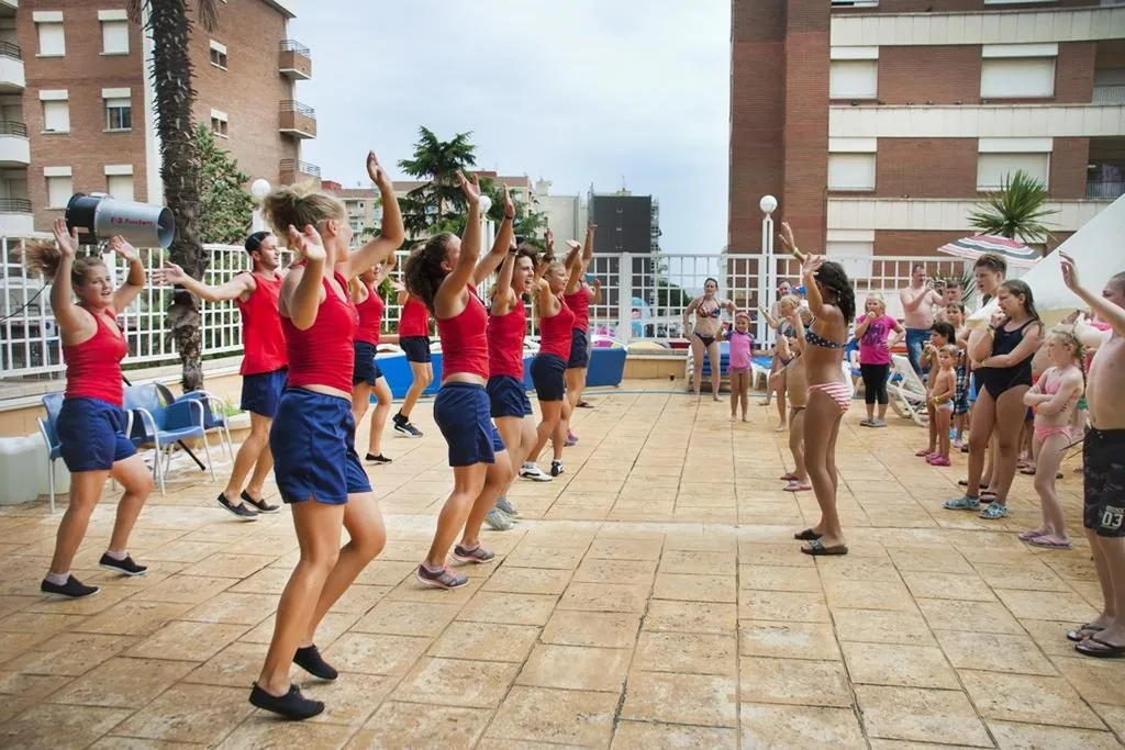 Sports and Entertainment, Bon Repos Hotel, Costa Brava