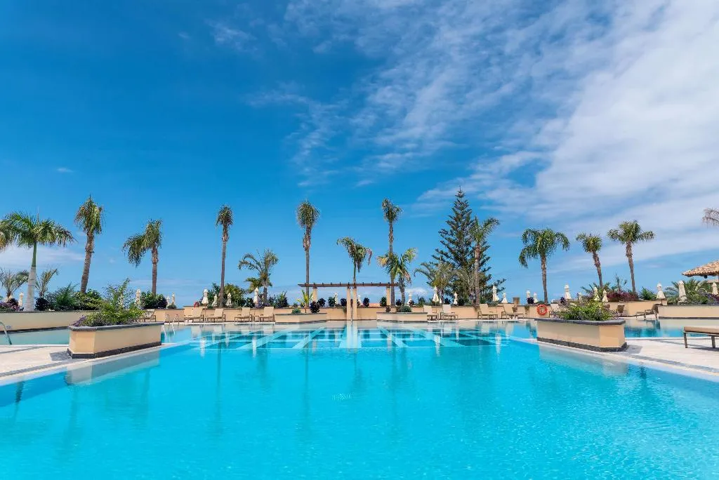 Pool, GF Gran Costa Adeje, Tenerife