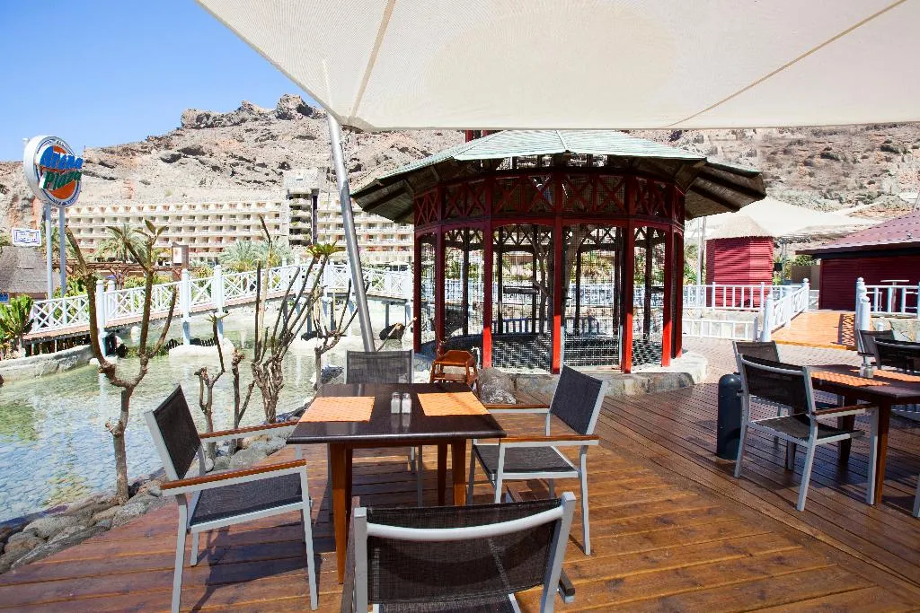 Terrace, LIVVO Lago Taurito & Waterpark, Gran Canaria