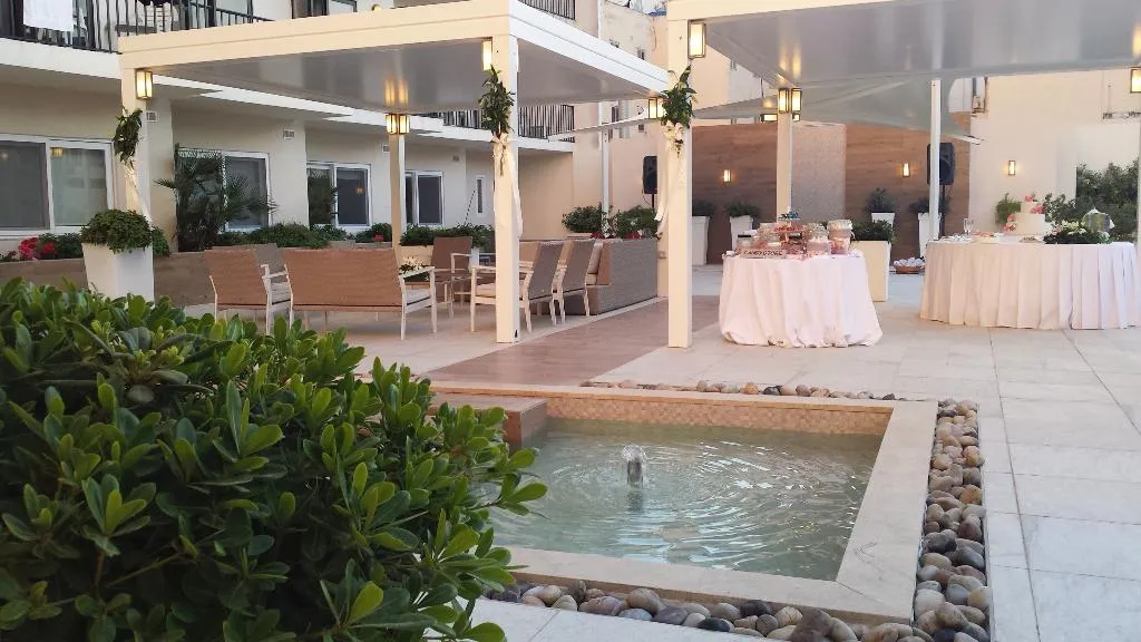 Terrace, Hotel Santana Malta, Malta