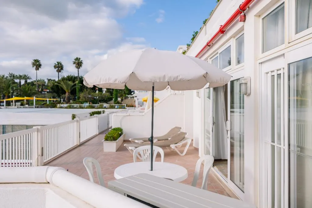 APARTMENT TWO BEDROOMS Room, Muthu Clube Praia da Oura, Algarve