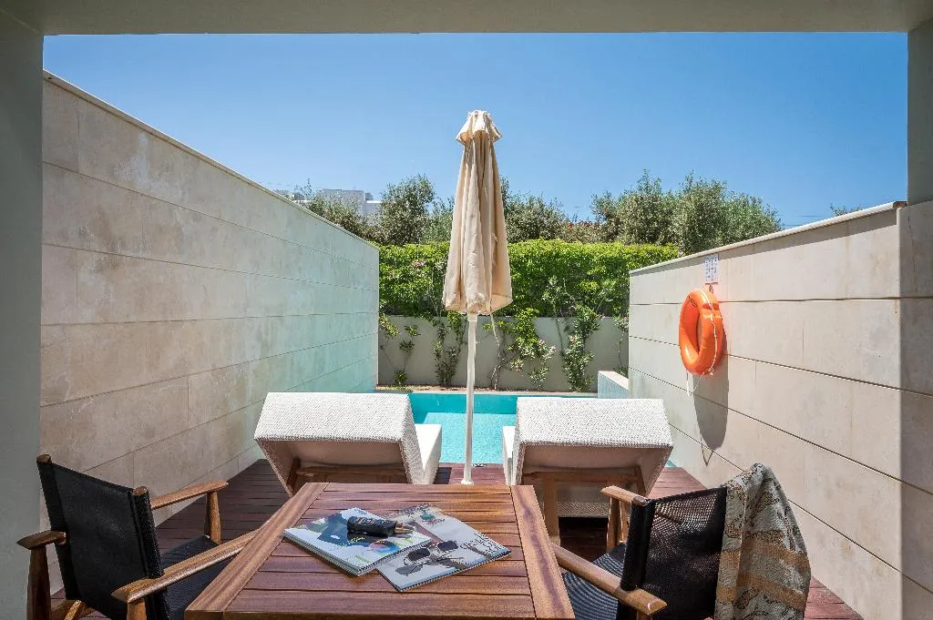 SUITE WITH PRIVATE POOL Room, Stella Palace, Crete