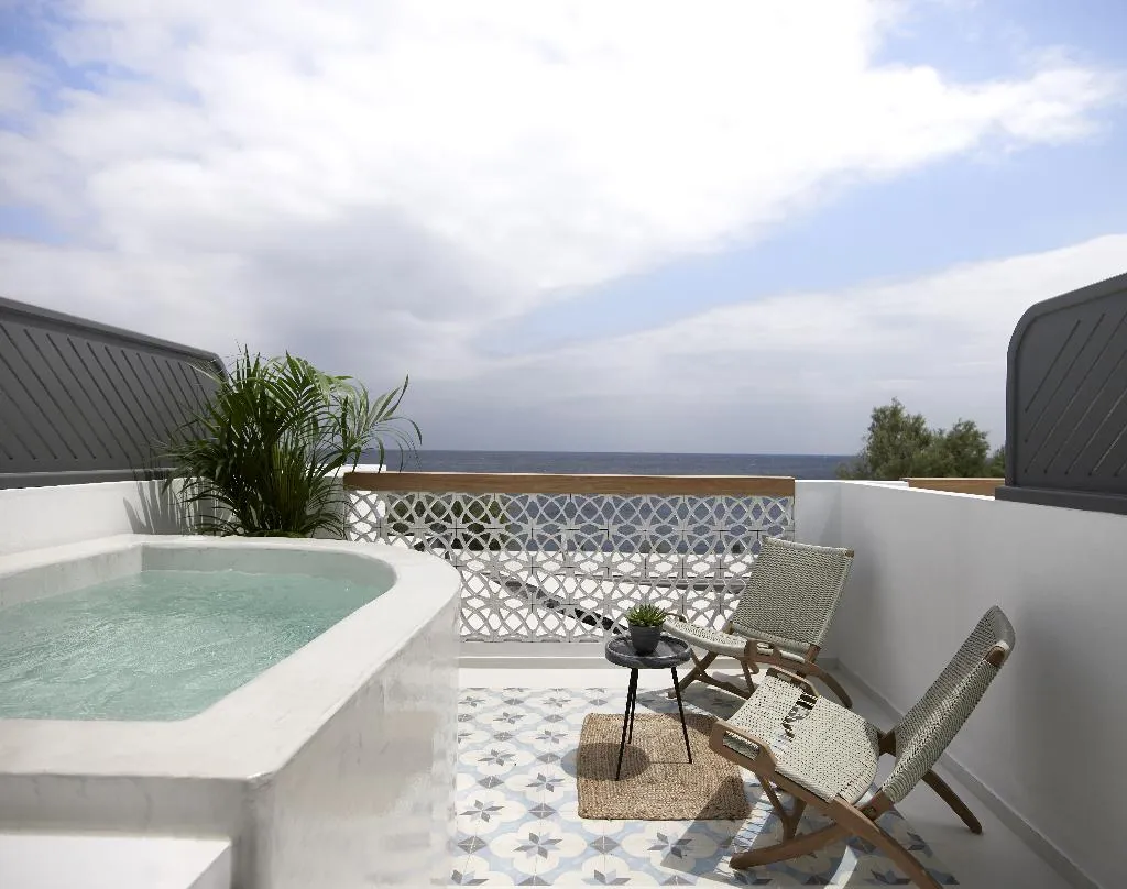 DOUBLE DELUXE SEA VIEW Room, Afroditi Venus Beach Resort, Santorini