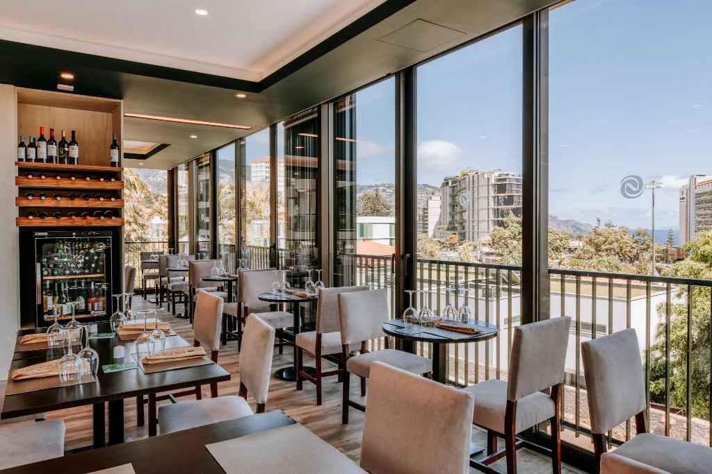 Restaurant, Enotel Magnólia, Madeira