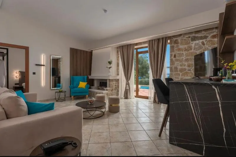 VILLA WITH PRIVATE POOL Room, Alia Palace Hotel, Halkidiki