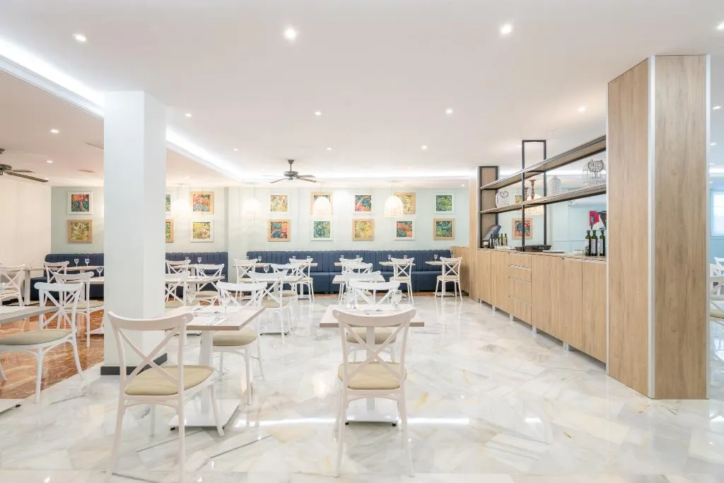 Restaurant, Hotel Nerja Club & Spa, Costa Del Sol