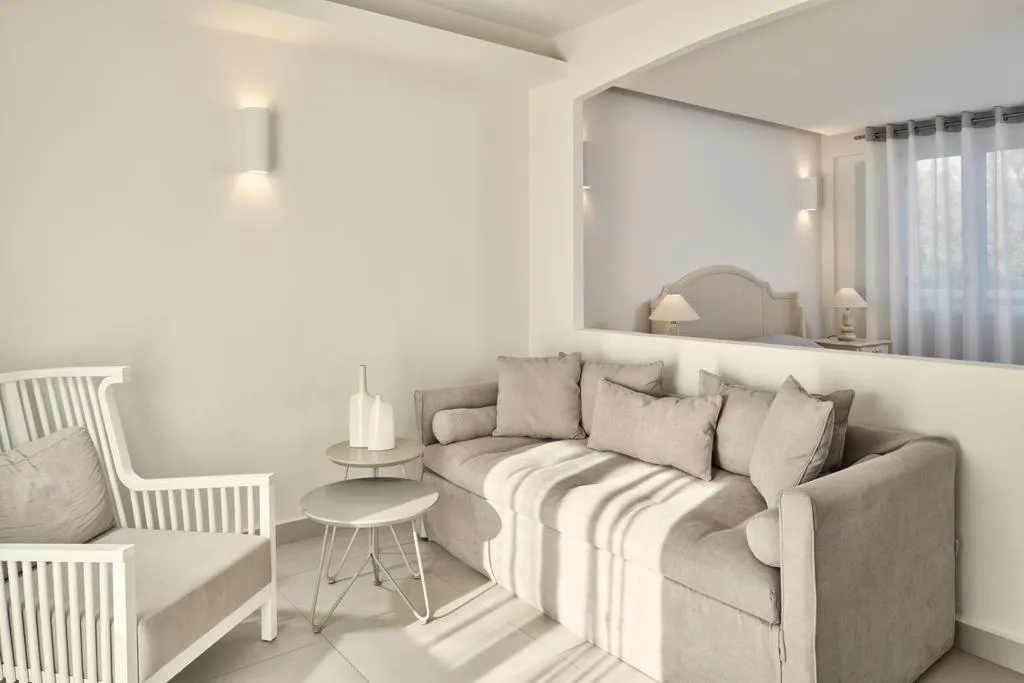 JUNIOR SUITE STANDARD Room, El Greco Resort, Santorini